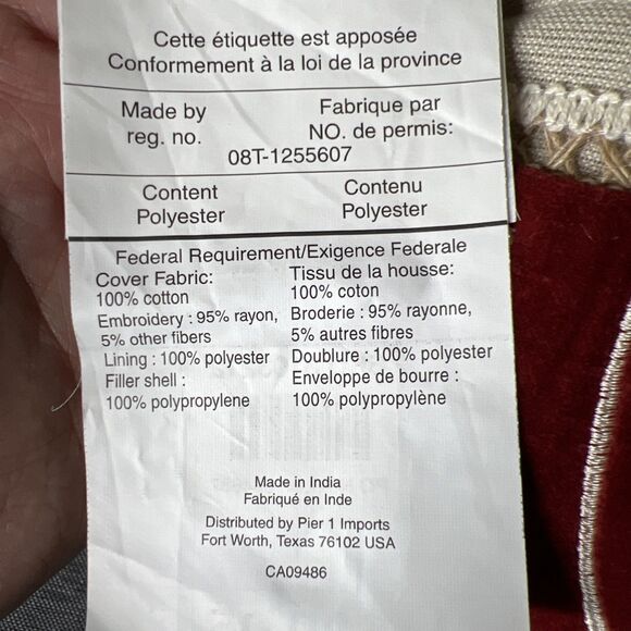 Pier 1 Christmas Royal Reindeer Portrat Embroidered Accent Pillow 14x14 - Picture 4 of 5